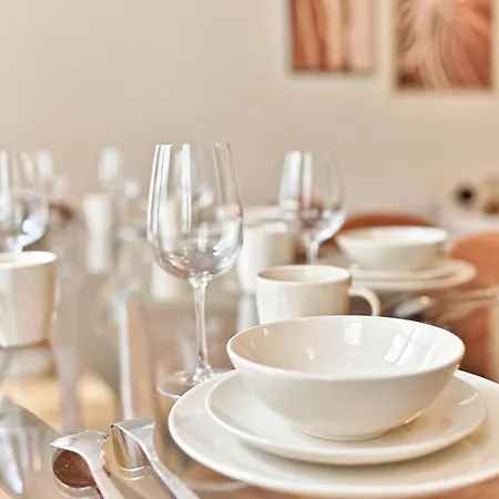 Moderne Et Climatise - Arc De Triomphe *