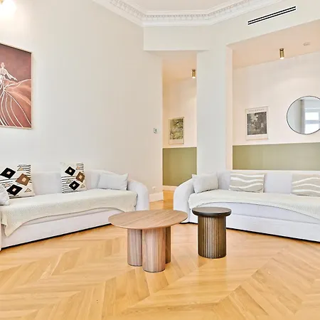 Apartment Moderne Et Climatise - Arc De Triomphe