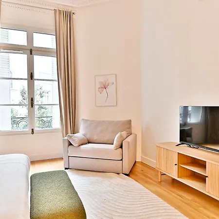 Moderne Et Climatise - Arc De Triomphe Apartamento